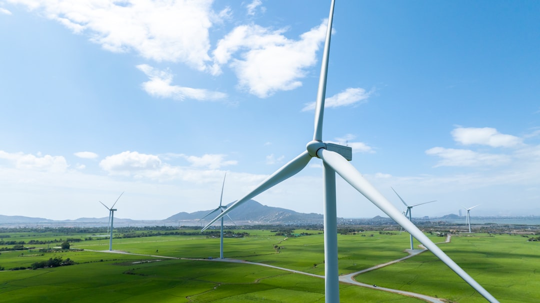 Green Hydrogen Scale-Up Accelerates as SAF Feedstock Demand Climbs